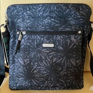 Baggallini Black Crossbody Bag